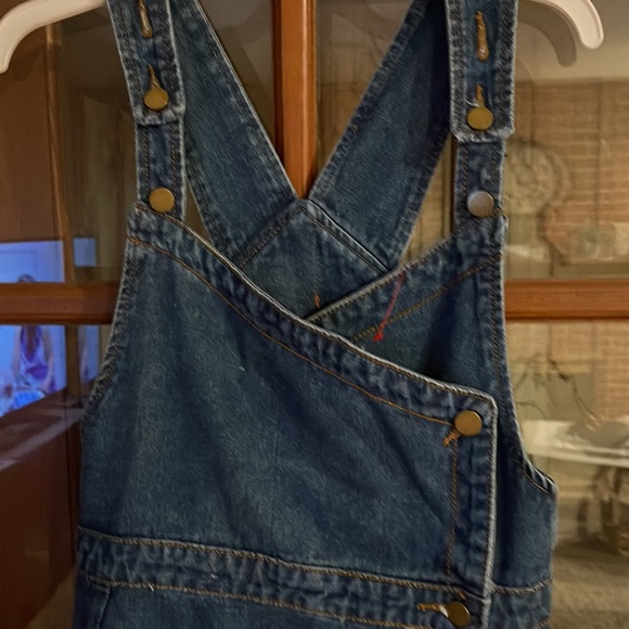 Denim dress that wraps from right to left with two pockets - Picture 2 of 6